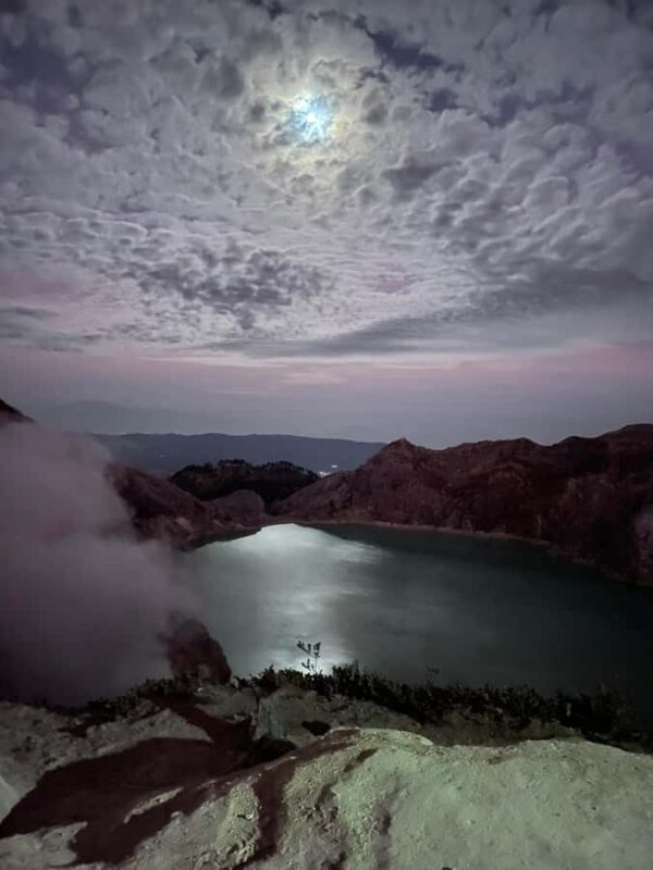 Banyuwangi : ijen bluefire + Bromo sunrise + Yogyakarta - What’s Included and What to Prepare