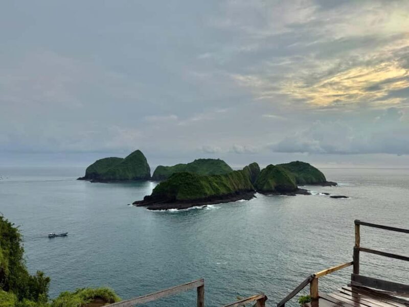 Banyuwangi: Jawatan Forest, Island Hopping, & Sunset Tour - Practical Tips to Make the Most of Your Day