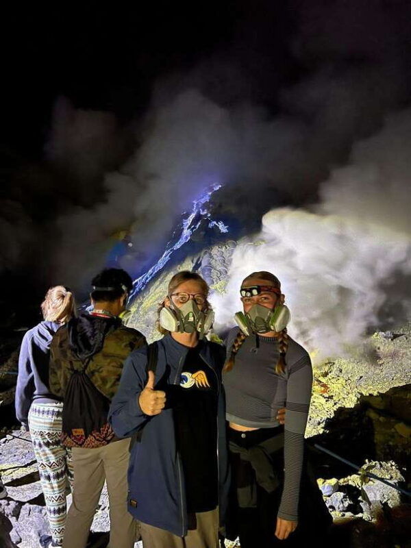 banyuwangi-mt-ijen-blue-fire-panoramic-with-local-guide