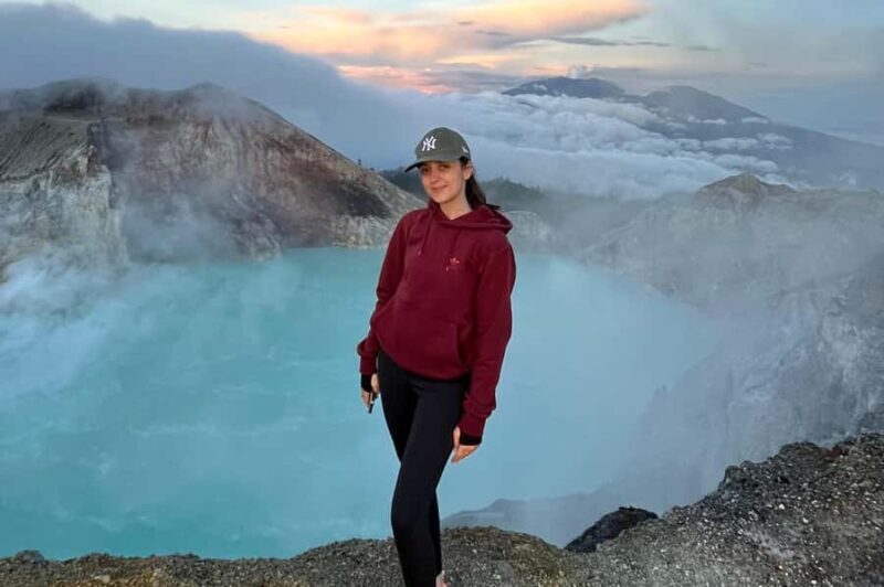 Banyuwangi: Mt. Ijen Sunrise Hike with Pickup & Health Check - Key Points