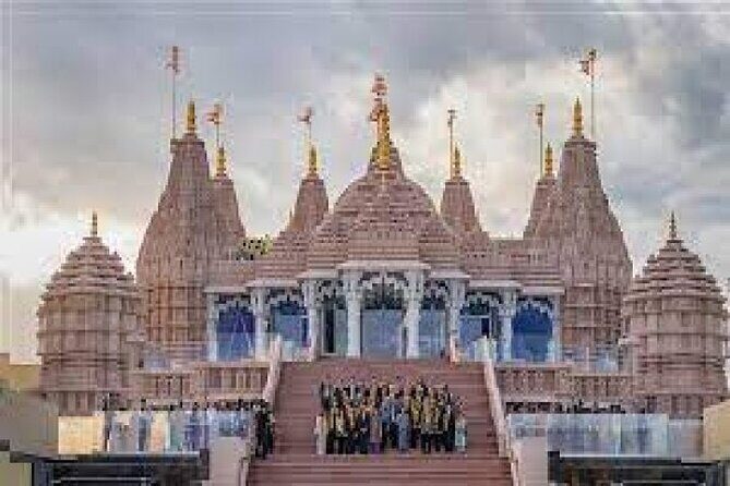 Baps Hindu Temple and Sheikh Zayed Grand Mosque Tour - Price and Value Analysis
