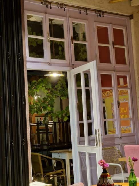 Bar: City Tour with Museum and Old Olive Tree Visit - What Sets This Tour Apart?