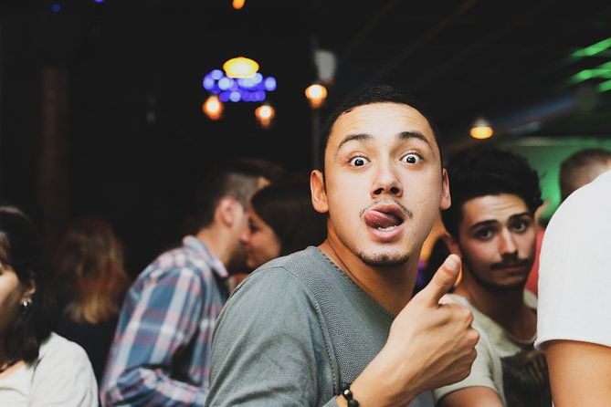 bar-crawl-in-barcelona-with-spanish-wines-vermut-cold-beer-and-tapas