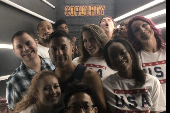 bar-crawl-on-fremont-street