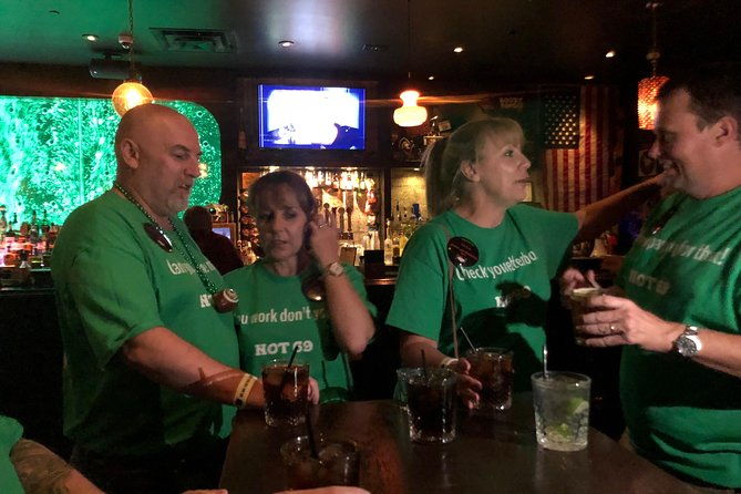 bar-crawl-on-fremont-street