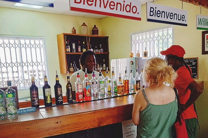 bar-hopping-and-grenadian-rum-tasting-tour