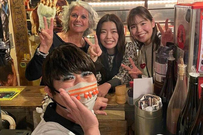 bar-hopping-create-lasting-memories-with-tomodachi-guides-2