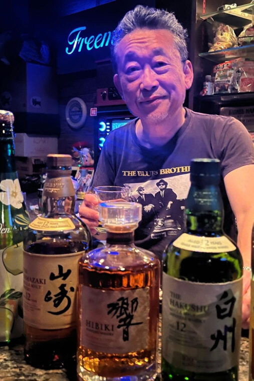 bar-hopping-create-lasting-memories-with-tomodachi-guides