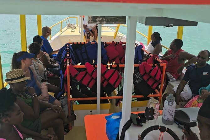barbados-glass-bottom-boat-cruise-and-snorkeling