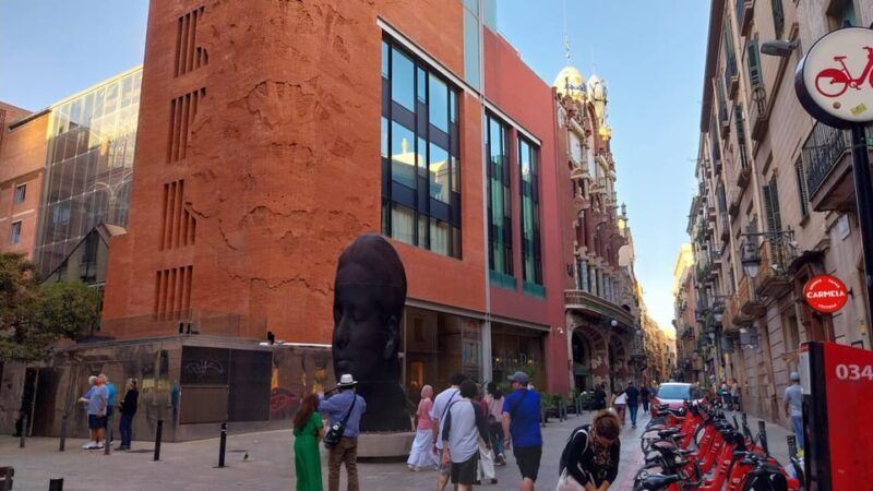 barcelona-101-walking-tour-all-highlights-in-one-day