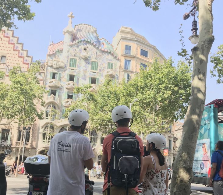 barcelona-2-5-hour-gaudi-segway-tour