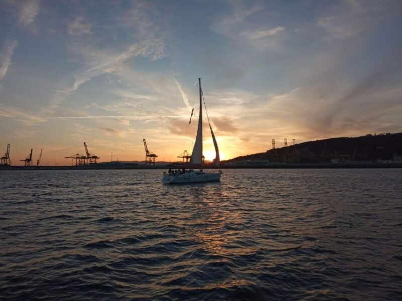 barcelona-2-hour-private-sunset-sailing-experience
