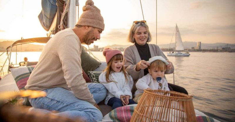 barcelona-2-hours-sailing-tour-with-snacks-and-drinks