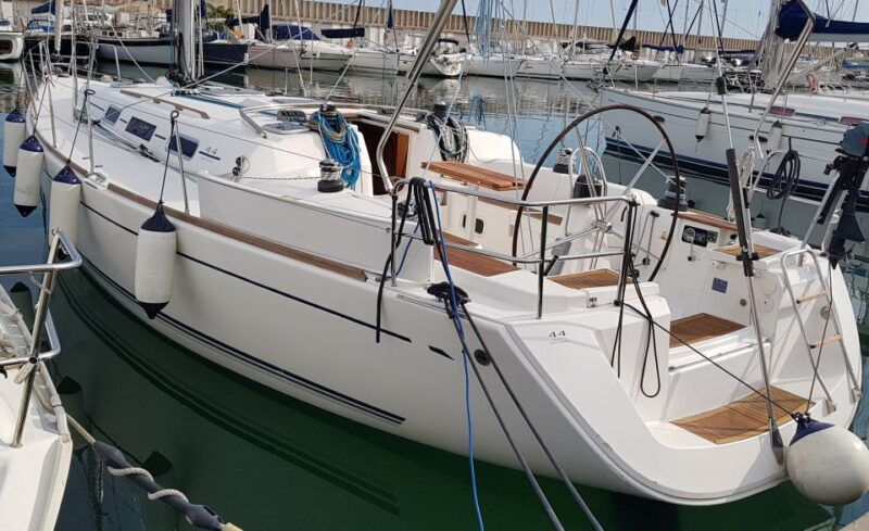 barcelona-2h-private-sailing-tour-with-local-skipper