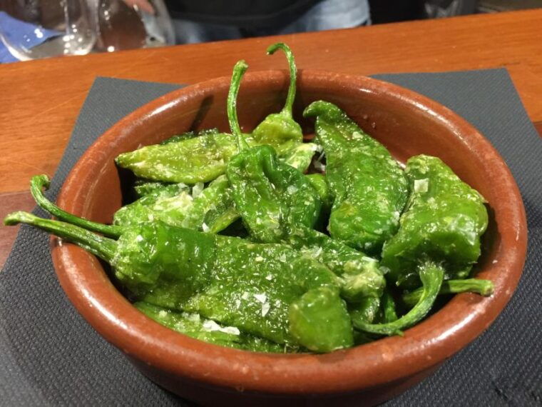 barcelona-3-5-hour-sips-sites-bites-food-history-tour