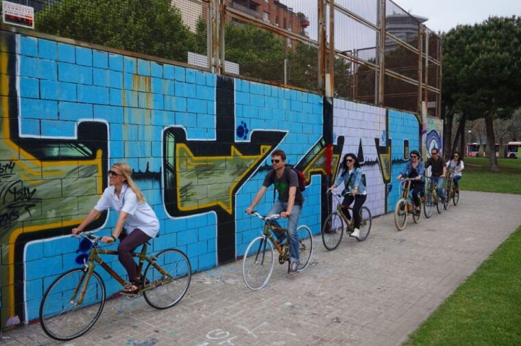 barcelona-3-5-hour-street-art-tour-by-bamboo-bike