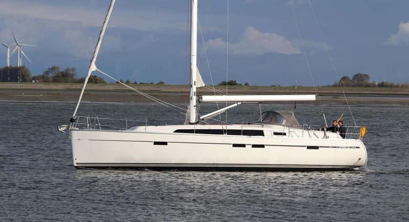 Barcelona: 4-hour sailing cruise in the morning or afternoon. - Why the Barcelona Sailing Cruise Stands Out