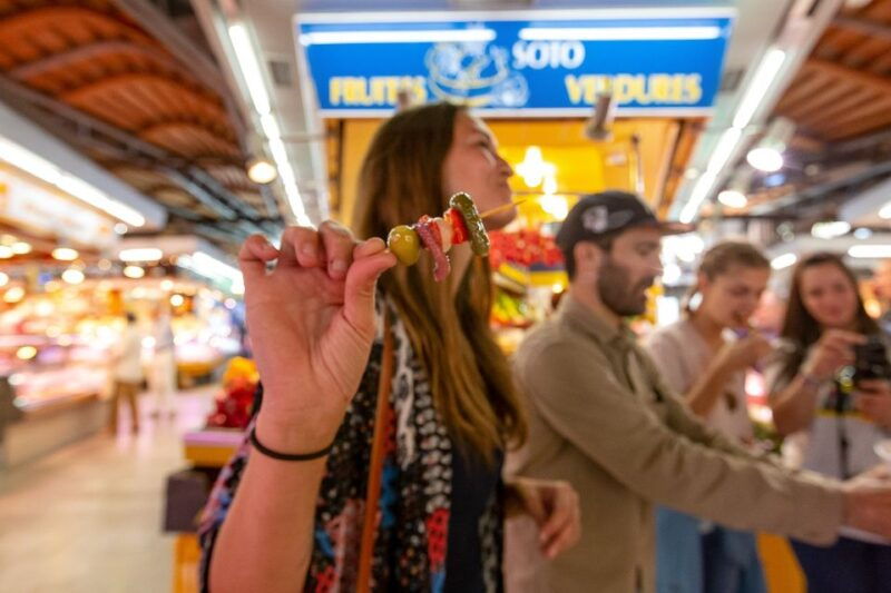 barcelona-4-hour-small-group-bike-tour