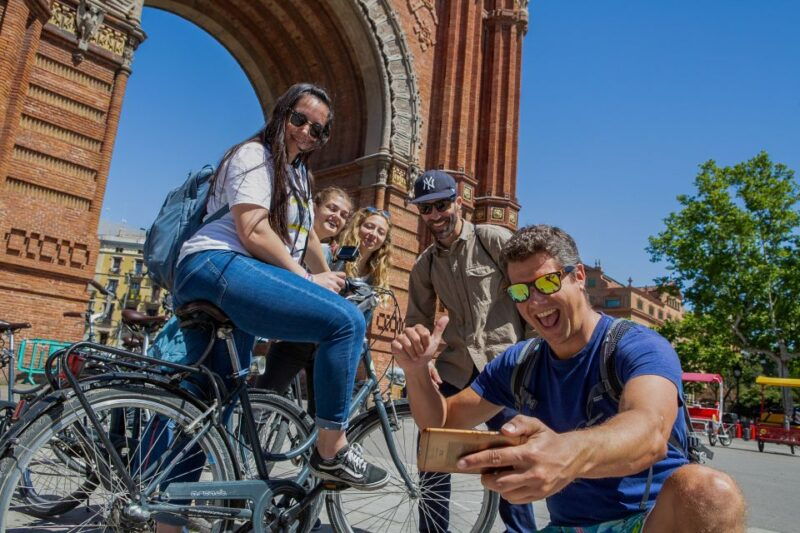 barcelona-4-hour-small-group-bike-tour