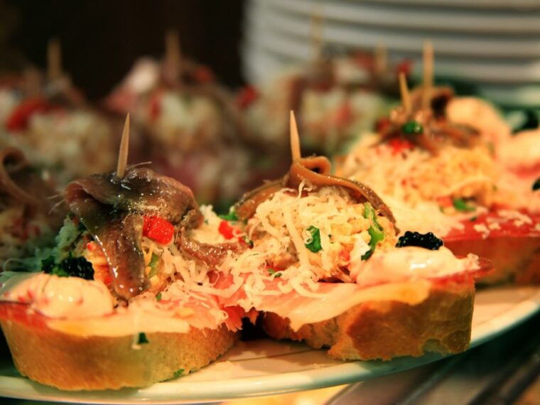 barcelona-4-hour-tapas-evening-tour-and-flamenco-show