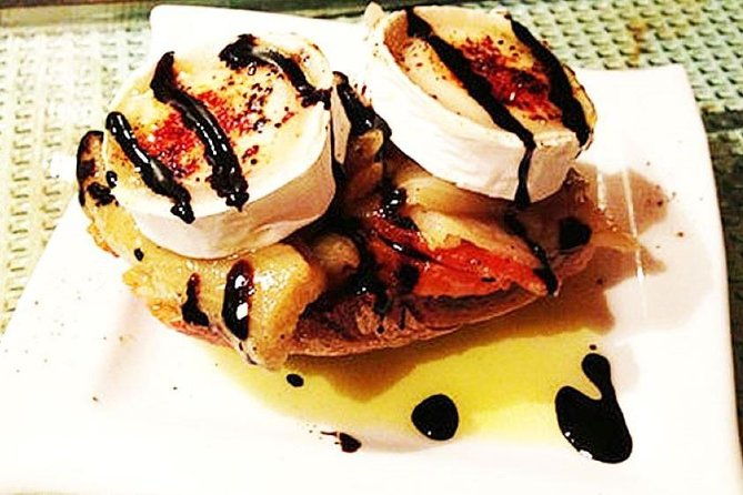 barcelona-art-and-tapas-small-group-walking-tour-with-picasso-museum