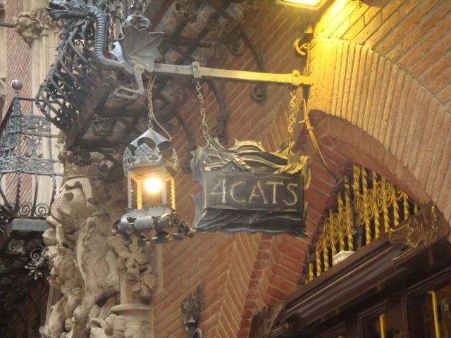 barcelona-art-nouveau-gaudi-tour