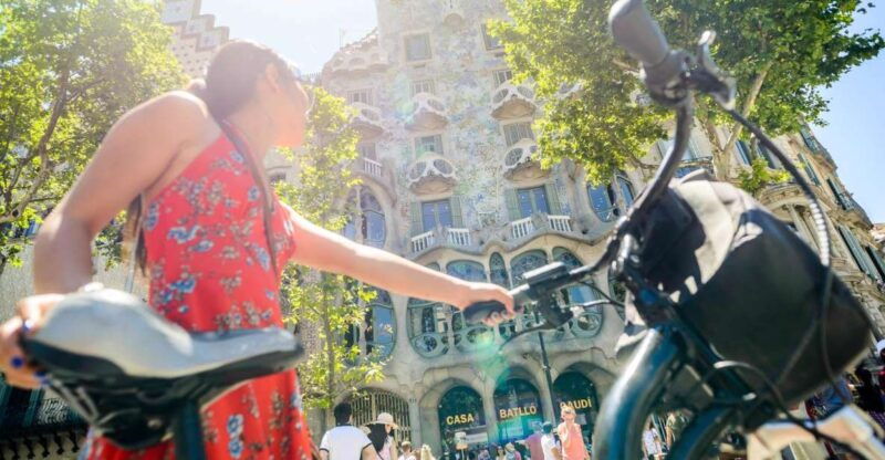barcelona-barcelona-in-one-day-sightseeing-e-bike-tour
