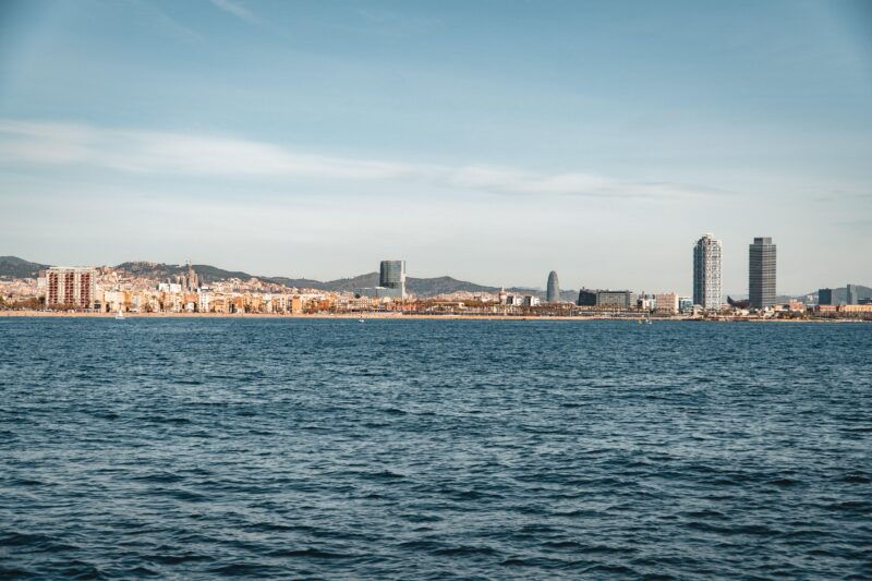 barcelona-barcelonas-best-brunch-boat-party