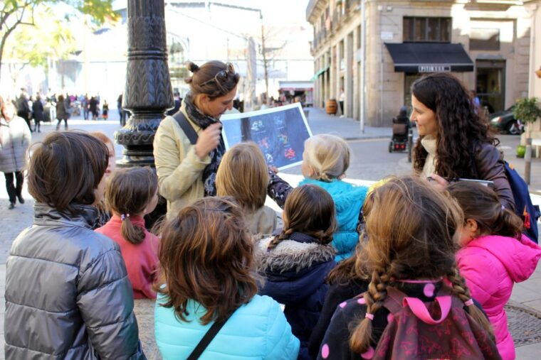 barcelona-barrio-gotico-dragon-tour-for-families