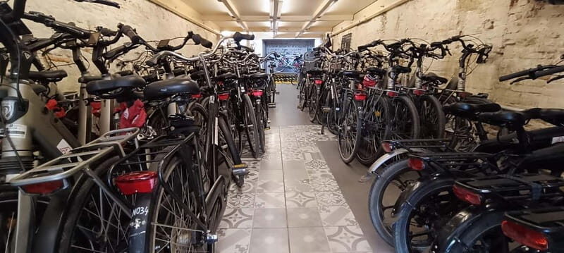 Barcelona: Bike Rental for 2 - 24 Hours - Why Rent a Bike in Barcelona?