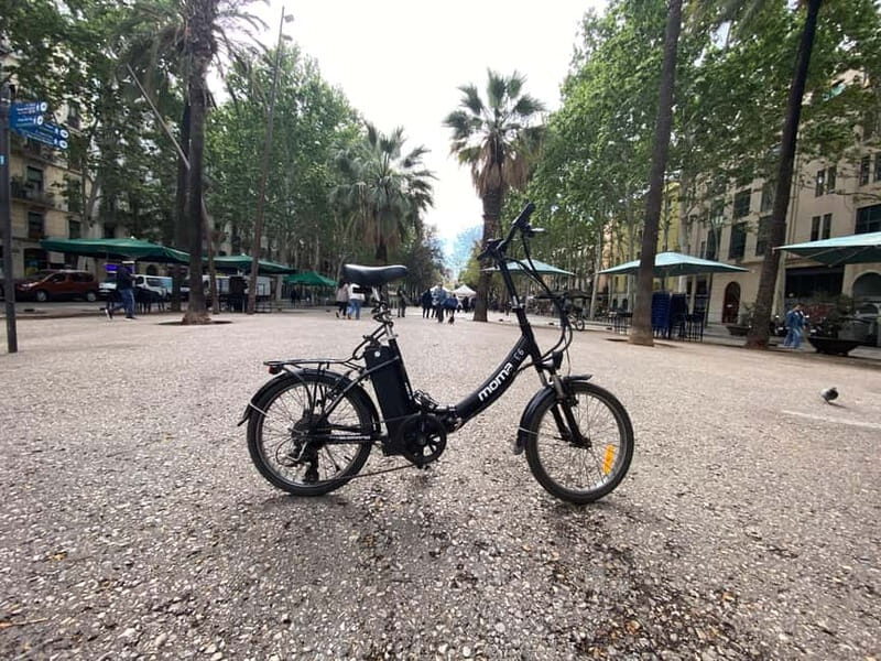 Barcelona: Bike Rental with Map & Local Recommendations - Key Points