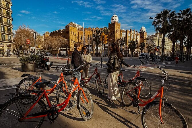 barcelona-bike-tour-top-sights-tapas-local-insights-2