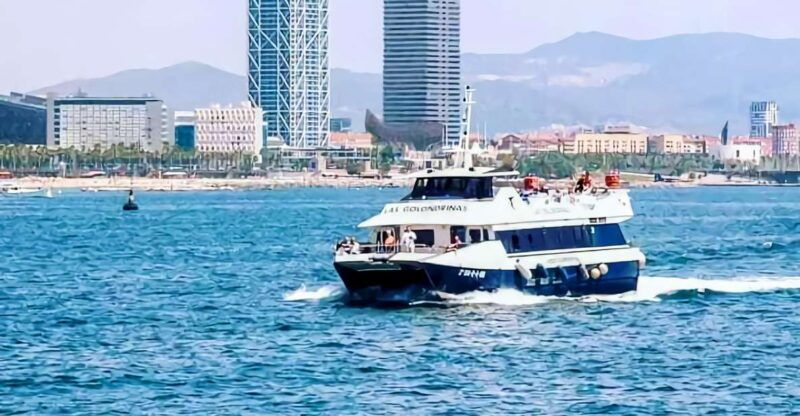 barcelona-boat-tour-in-las-golondrinas