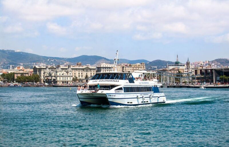 barcelona-boat-tour-in-las-golondrinas