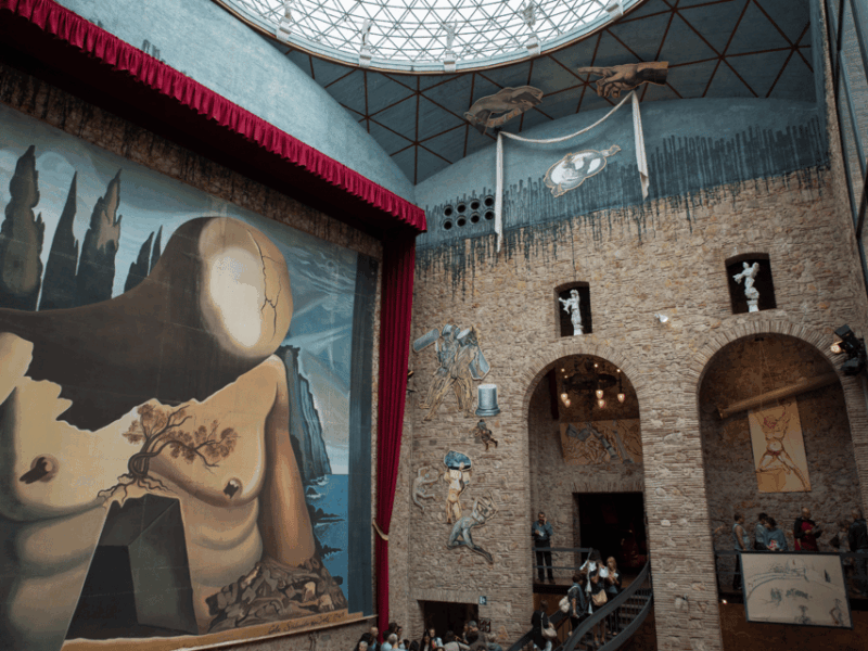 barcelona-carcassonne-dali-tour