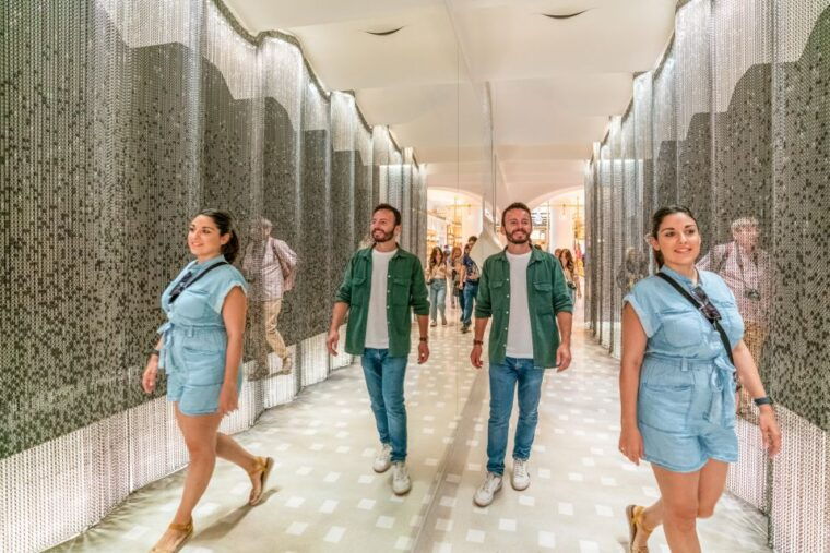 barcelona-casa-batllo-entry-with-self-audioguide-tour