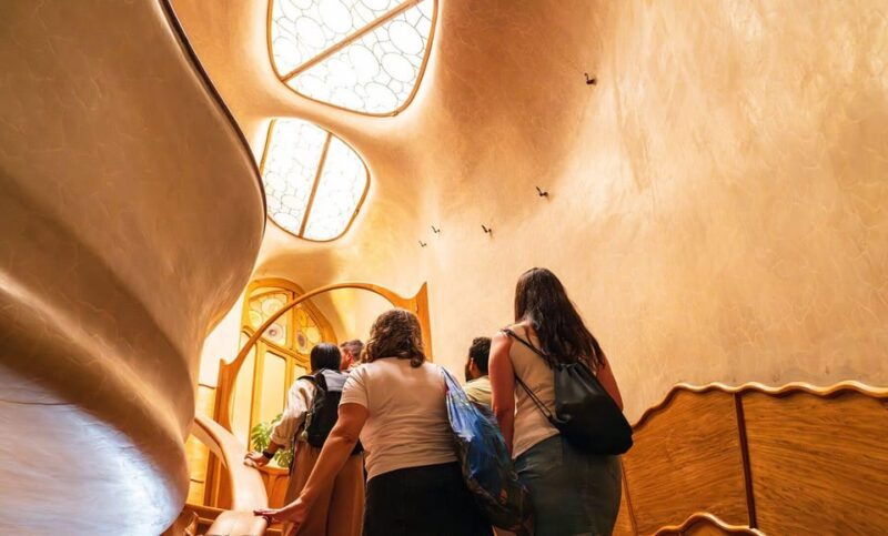 barcelona-casa-batllo-fast-track-guided-tour