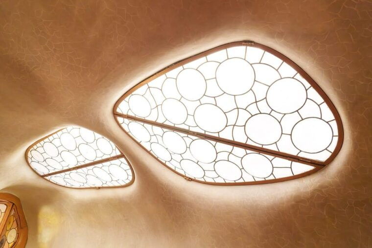 barcelona-casa-batllo-fast-track-guided-tour