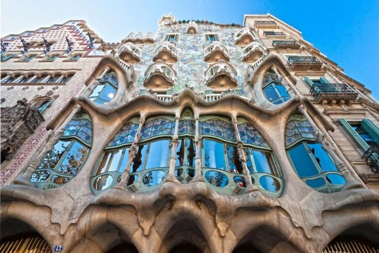 barcelona-casa-batllo-fast-track-guided-tour