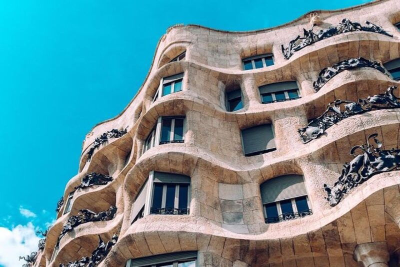 barcelona-casa-batllo-la-pedrera-chocolate-tasting-tour