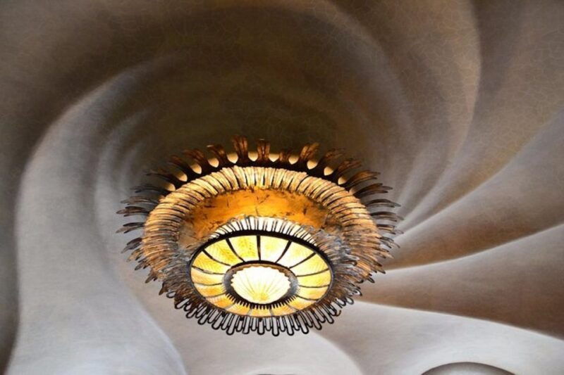 barcelona-casa-batllo-la-pedrera-chocolate-tasting-tour