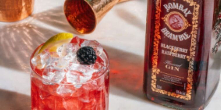 barcelona-casino-barcelona-entry-with-cocktail-and-gift