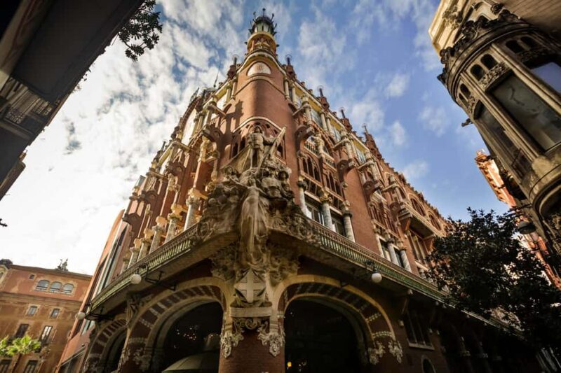 Barcelona: Catalan Modernism Architecture Walking Tour - An In-Depth Look at the Barcelona Modernism Tour