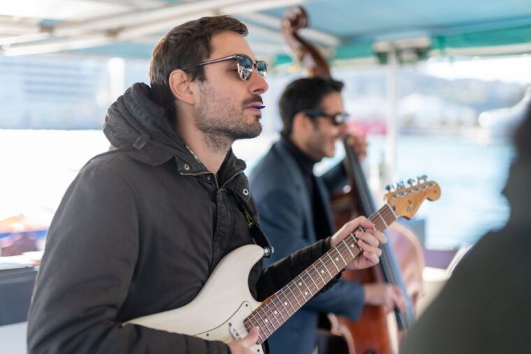 barcelona-catamaran-cruise-with-optional-live-jazz-music