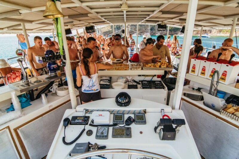 barcelona-catamaran-party-cruise-with-bbq-meal