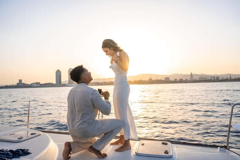 Barcelona: Catamaran Proposal - An In-Depth Look at the Barcelona Catamaran Proposal Experience