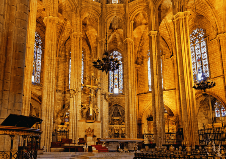 barcelona-cathedral-ticket-guided-tour-and-vr-experience
