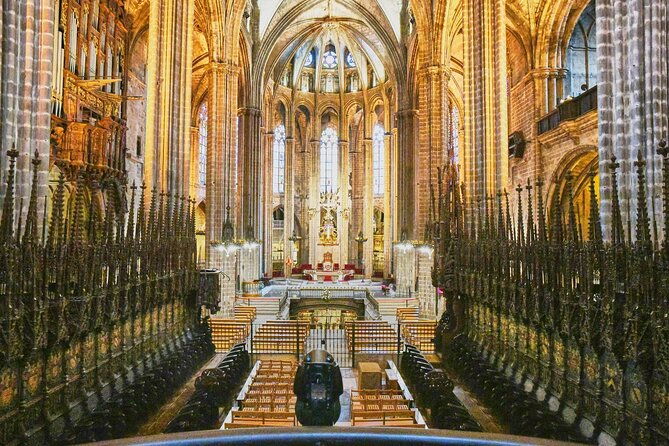barcelona-cathedral-ticket-guided-tour-terrace-vr-experience