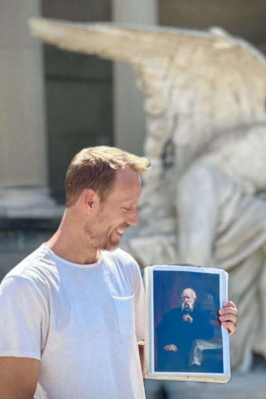 barcelona-cemetery-tour-gothic-graves-local-history