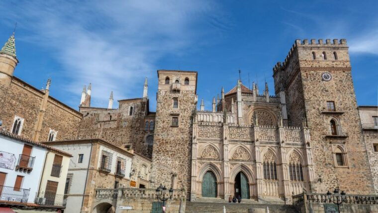 barcelona-city-exploration-treasure-hunt